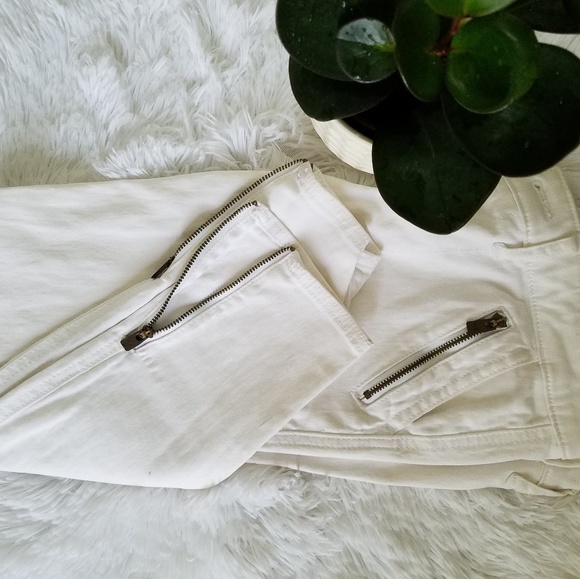 Hollister Khaki ankle pant - Picture 2 of 5